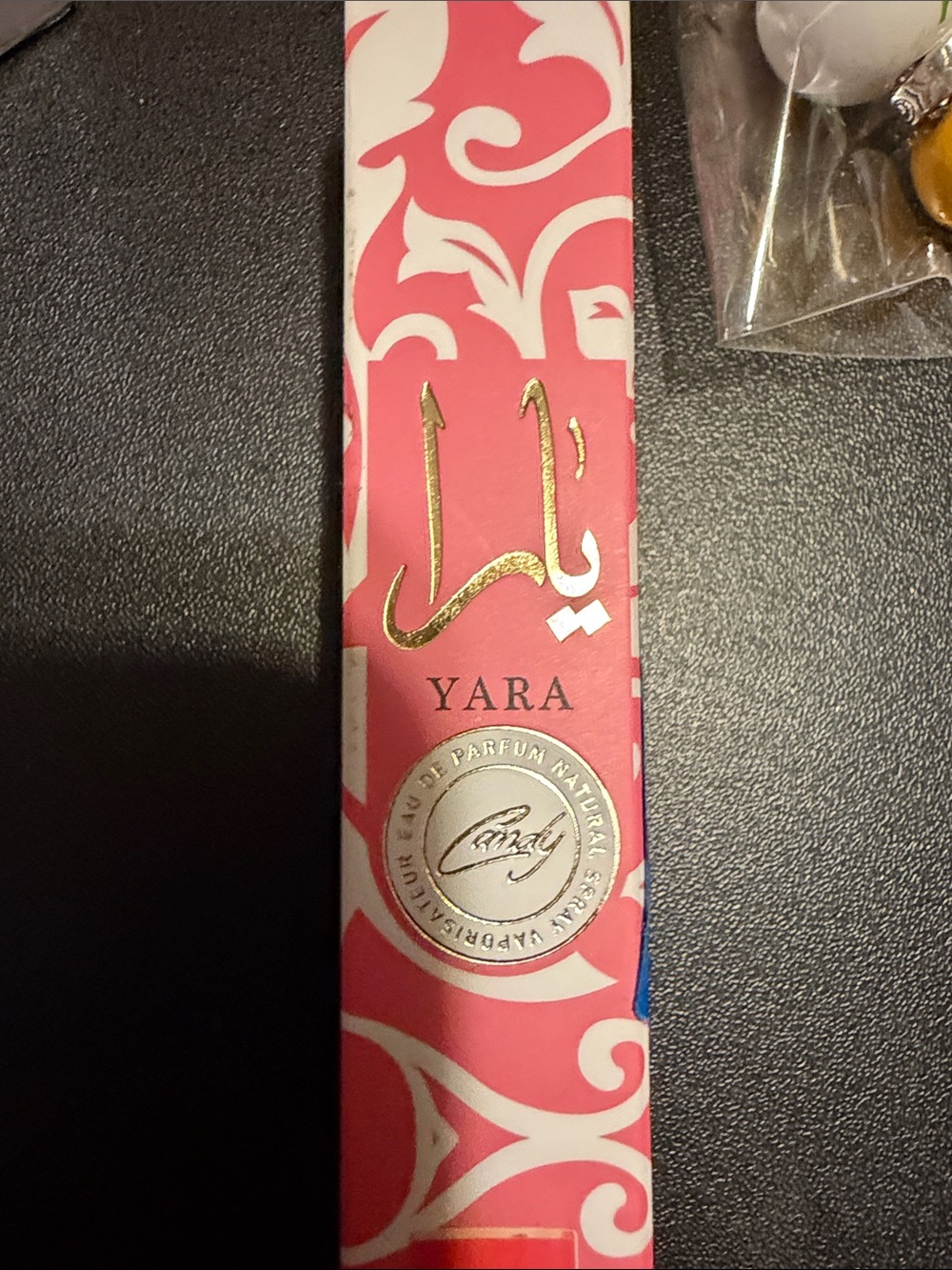 Yara Pink & White Fragrance Box